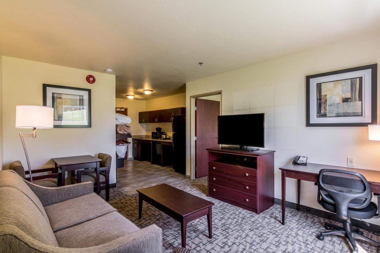 Cobblestone Inn&suites - 3* Barron