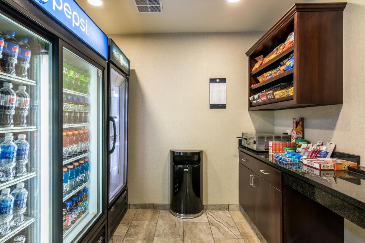 Cobblestone Inn&suites - Hotel Barron